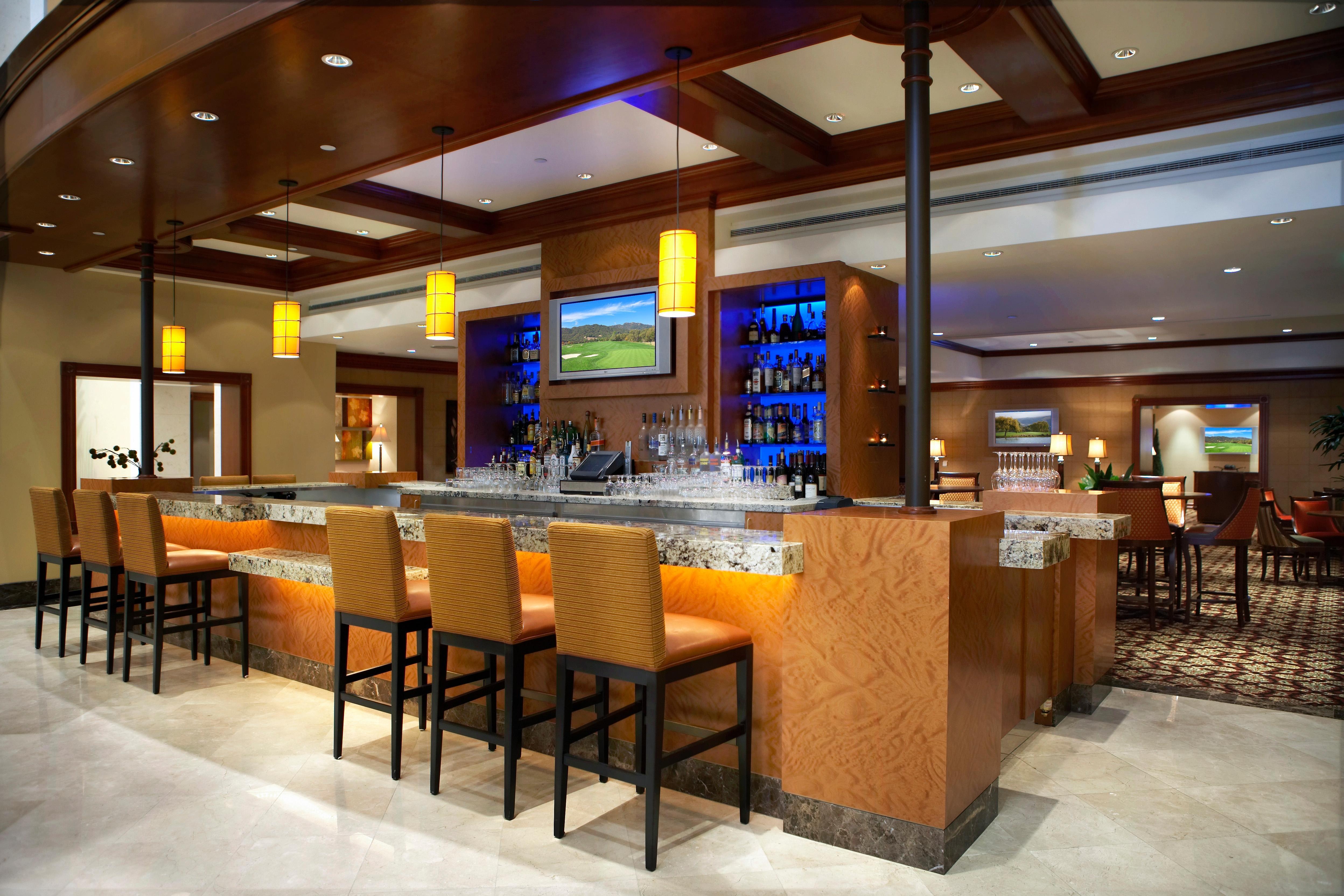 Renaissance Newport Beach Hotel Экстерьер фото