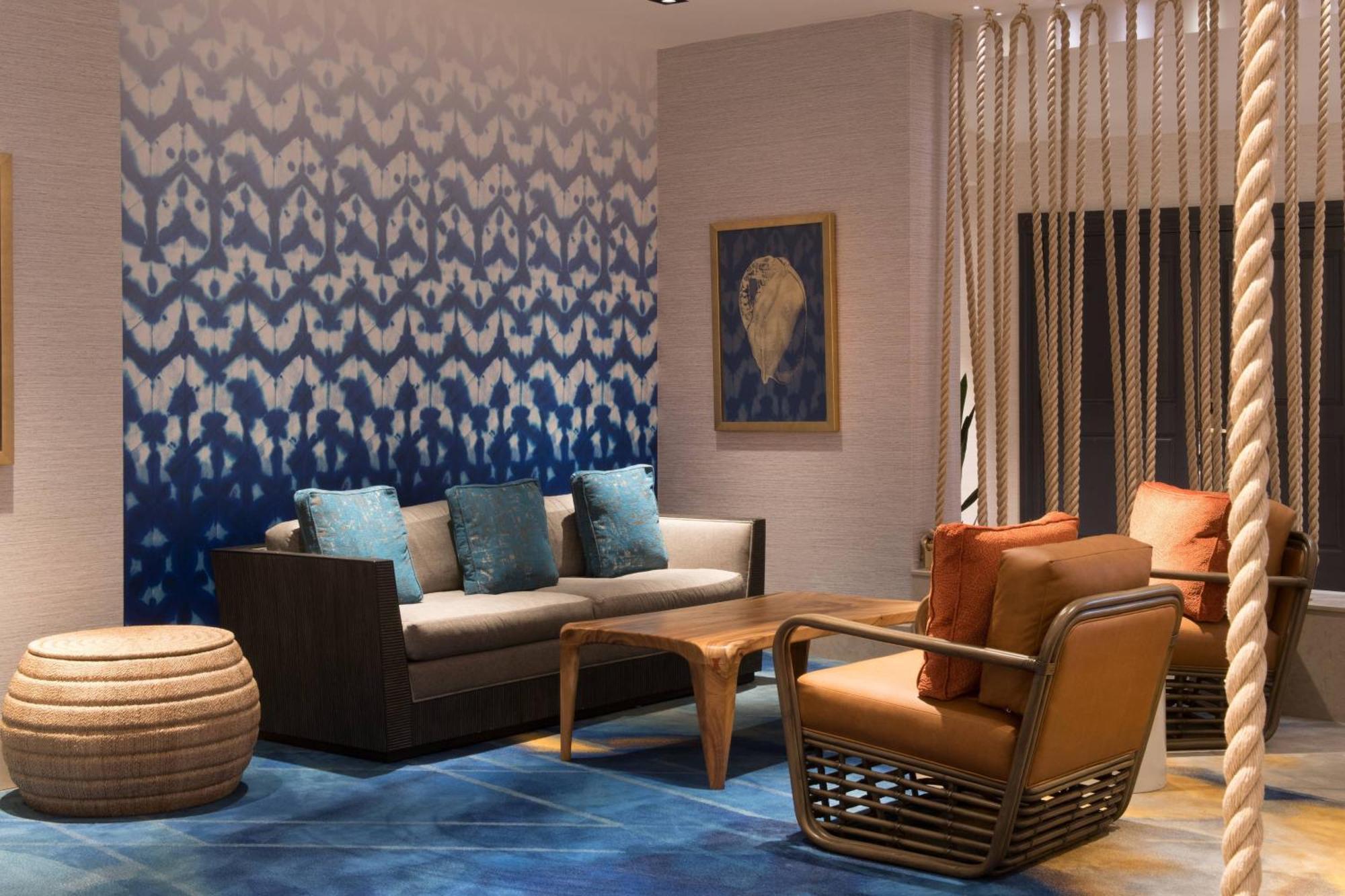 Renaissance Newport Beach Hotel Экстерьер фото