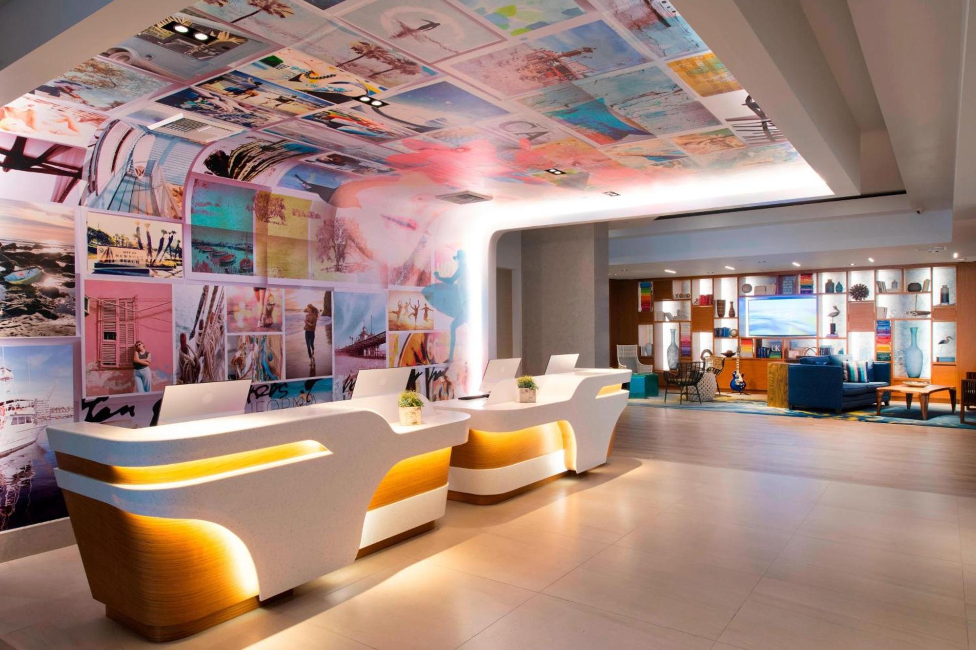 Renaissance Newport Beach Hotel Экстерьер фото